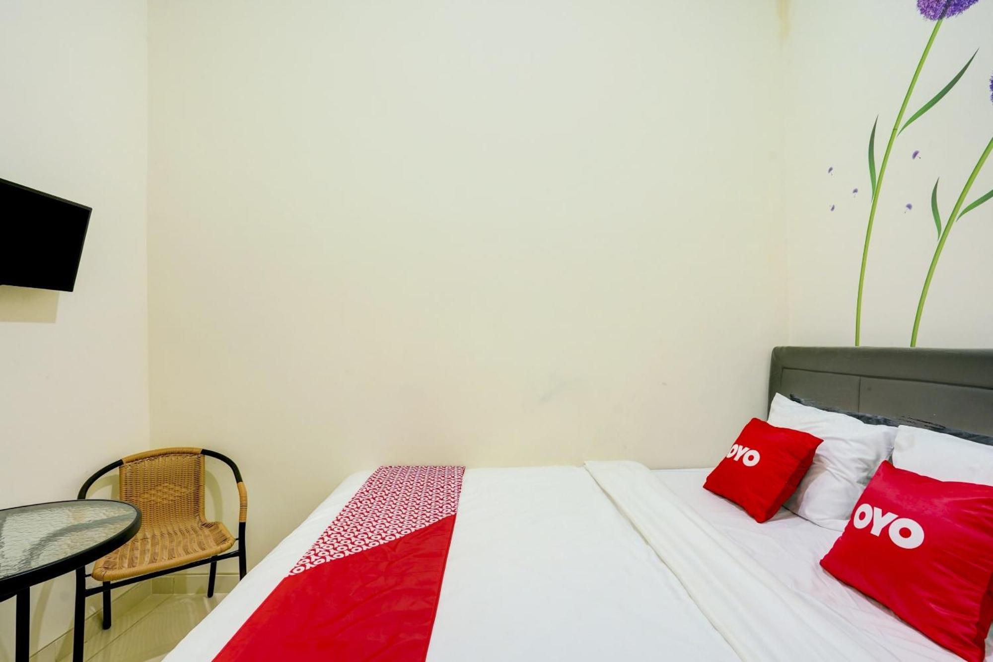 OYO 90173 Innapp Tenggilis Family Residence Surabaya Bagian luar foto